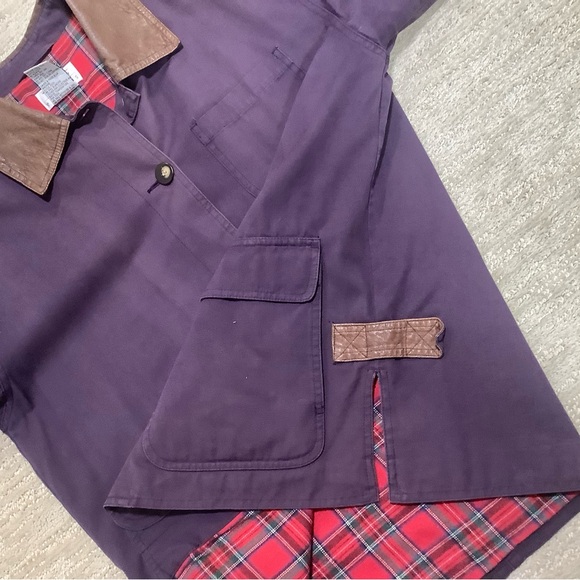 Talbots Classic Purple barn coat with brown leather collar and flannel lining - Picture 7 of 11